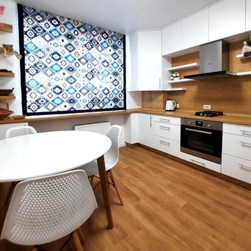 Богдана Хмельницького вул., 3-Е