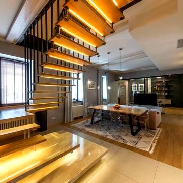 Ярославів Вал вул., 16