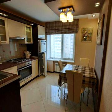 Оренда сучасної 2-кімнатної  Південний мкрн, вул. Володимира Українця