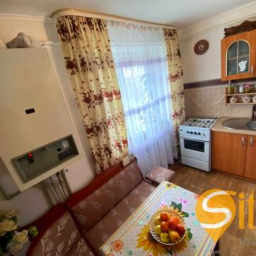 Сонячна вул., 1