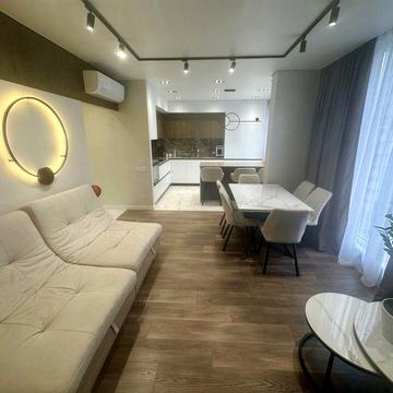 Евротрешка 70 метров-новый дом/Таирова. Кухня-гостиная -29 метров