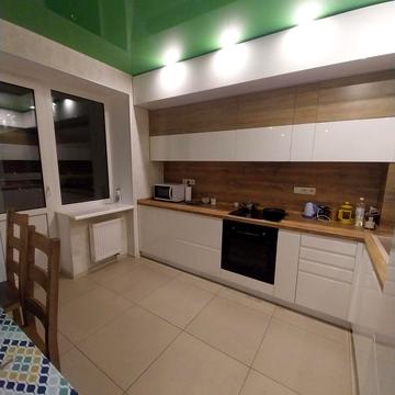 Академіка Вернадського бульв., 24