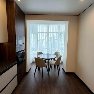 Продаж шикарної 1.5-кім. квартири в центрі міста з ремонтом та меблями