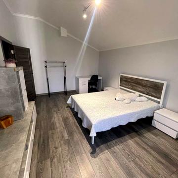 Січових Стрільців вул., 76б