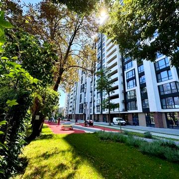 Здана велика 2 кім квартира біля озера Манхеттен ЖК Манхеттен