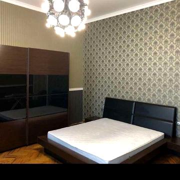 Сдам 2 комнатную кв  в центре! Успенская/Александровский проспект!