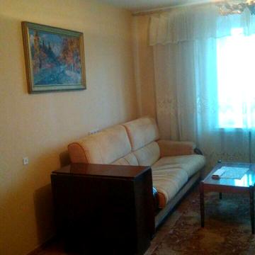 Симиренка вул., 25