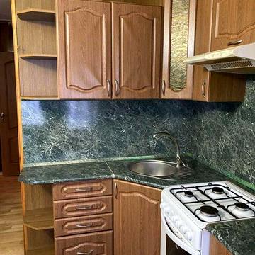 Оренда 2 кімнатноі квартири біля Велесу