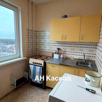 Продам 2х комнатную квартиру.Холодная гора