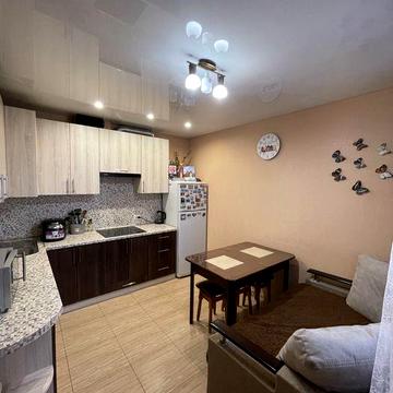 Продаж 1 кімнатної квартири Озерна 53м