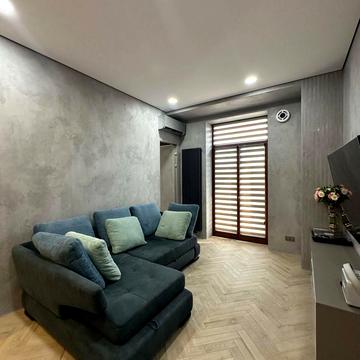 Військовий узвіз, 13-А