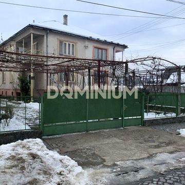 Будинок поруч із центром,Виноградів вул.Партизанська