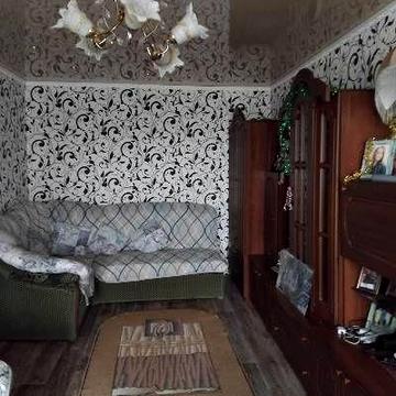 Вул Чарівна, квартира з ремонтом та меблями