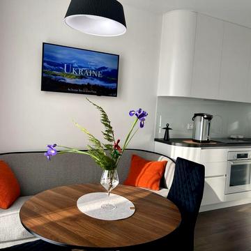 Оренда теплої 1-к квартири у мальовничих Чайках. 30-Б Лобановського