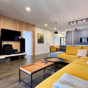 Будинок з дизайнерським ремонтом. Тепла підлога по всій площі! 42300