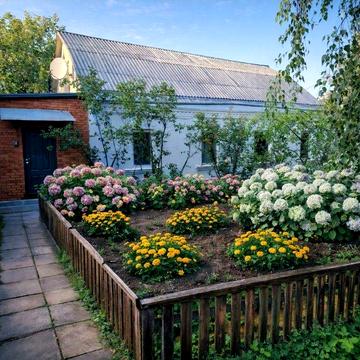 Будинок с. Горенка центр.