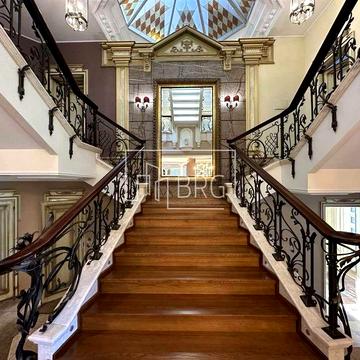 Аренда дома с выходом на Днепр коттеджный городок Конча Заспа без%