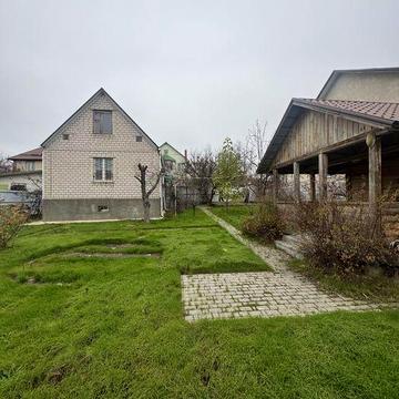 Продается будинок у передмісти