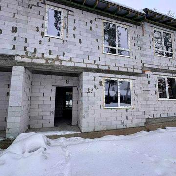 Таунхаус в Бучі, всі центральні Комунікації, поруч, школа, магазини