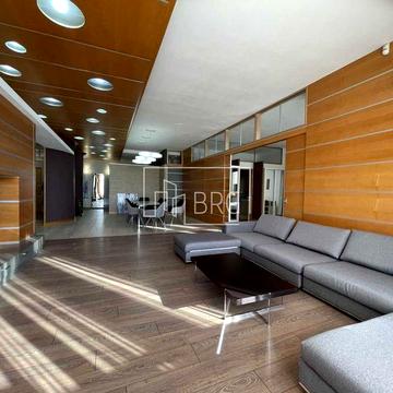 Аренда 3к квартиры в Мариинском парке Грушевского 9а без комиссии