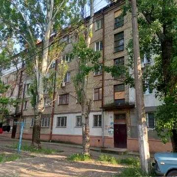 Продаю 3-ну квартиру на Космонавтів