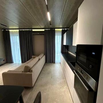 Продаж  1 кім. великогабаритної квартири з власним ПАРКОМІСЦЕМ