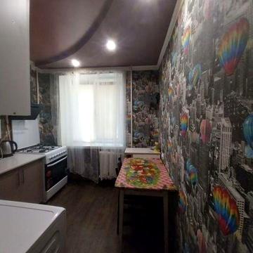 Продам 1 квартиру, 1 поверх, меблі, техніка, район Кірова.