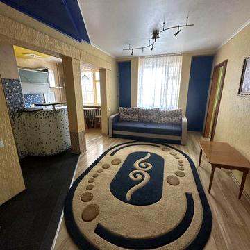 Довгострокова оренда 3-х кімн. квартири на Митниці