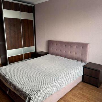 Здається в оренду 2 кімнатна квартира, вул. Здановської, 85