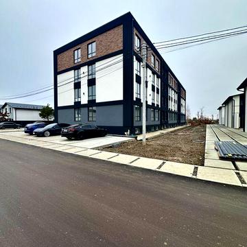 Продаж 1к Квартири, Готова З документами