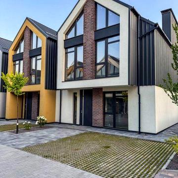 Продаж таунхауси!Петрівське містечко!