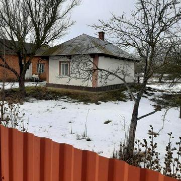 Будинок поблизу м.Чернівці, 250 метрів до р.Прут,21 сот, 35 + 105 кв.м