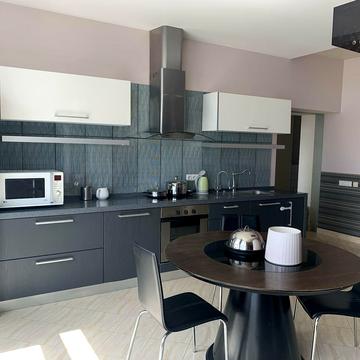 Юрія Іллєнка вул. (Мельникова), 18-Б