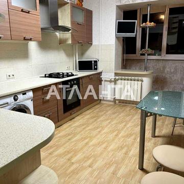 2к квартира з капітального ремонту, в цегляному будинку. Сахарова