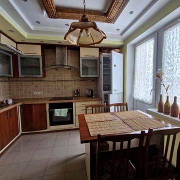 Оренда 3 к квартири, вул. Коцюбинського