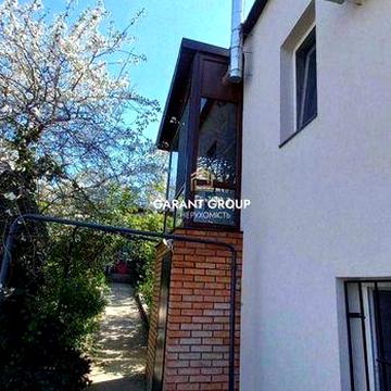 Будинок біля моря