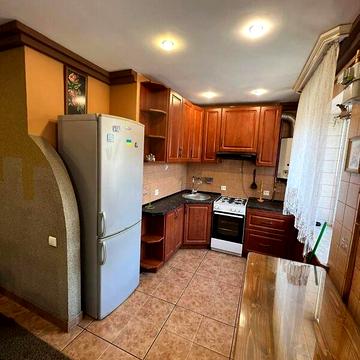 Довгострокова оренда 3к Квартира Пасічна вулиця