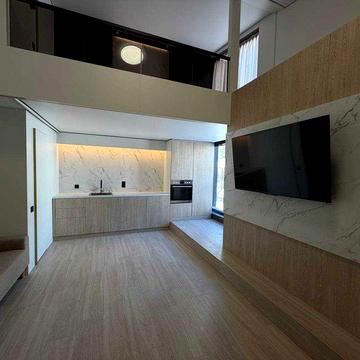 Продаж 1-кімнатної квартири в клубному будинку з ремонтом