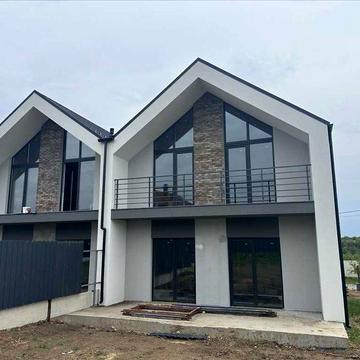 Ваш ідеальний простір чекає на вас у затишному мікрорайоні Яр!