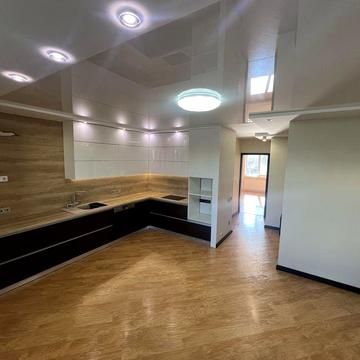 Продам квартиру на 2 спальні від власника. 3-ій пов. Кладовка. ВІДЕО! ЖК Одеський