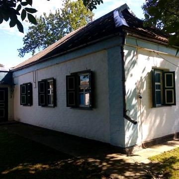 Продаж будинку з ділянкою 25 соток в с. Короваї, Полтавська область