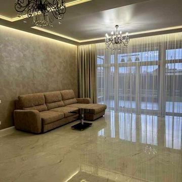 Чудовий будинок з ремонтом