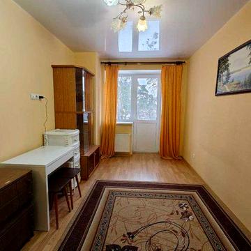 1к квартира по вул. Варшавська