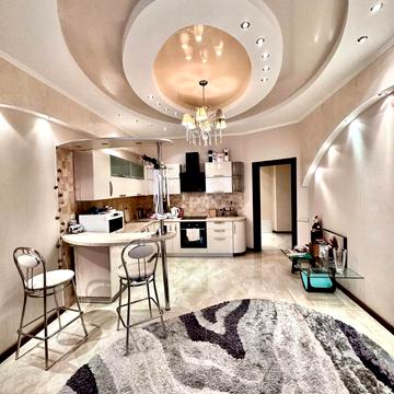 Трикімнатна квартира Мукачівський провулок