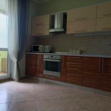 Здам 1 квартиру по вулиці Гришка 9