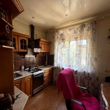 Двохкімнатна квартира біля ЗНУ! Сімейним парам