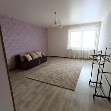 Оренда трьох кімнатноі квартири в центрі міста