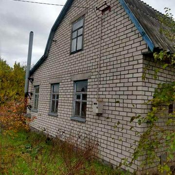 Кирпичный дом в Песчаном