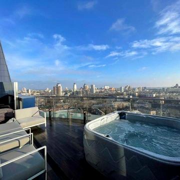 Продажа пентхауса с террасой и джакузи в ЖК «Голубой жемчуг 10 ЖК AlterEgo