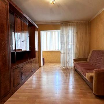 Продаж 2к в центрі міста . Ремонт. Меблі. Техніка.